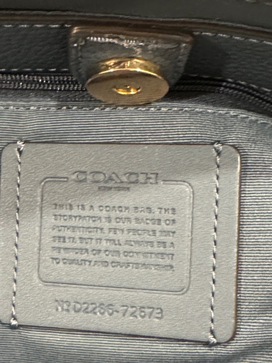 Coach Large Town Tote Chalk Pebbled Leather Off White Tote - Picture 13 of 17